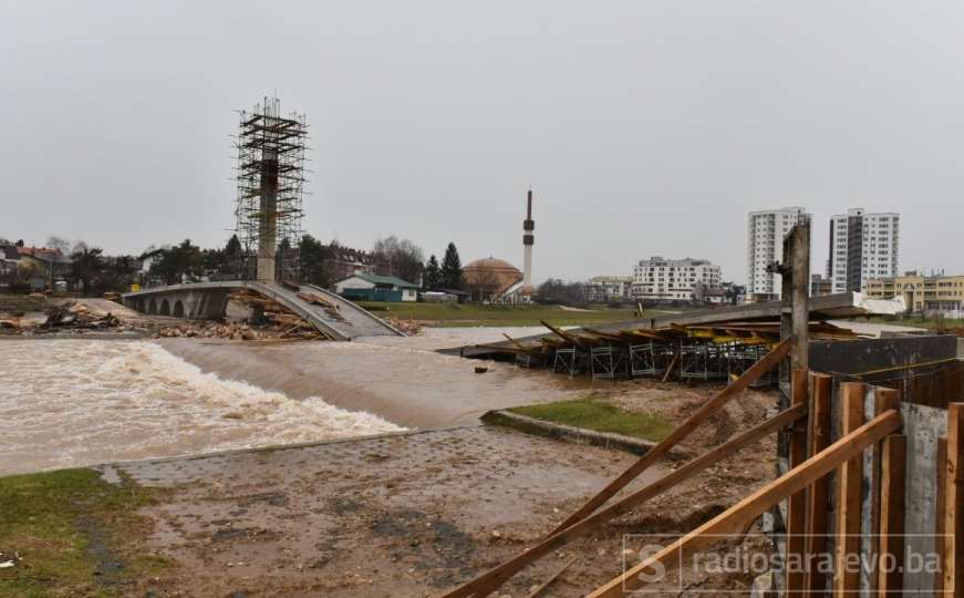 Građevinska struka i mještani o rušenju mosta na Ilidži: Ko je kriv?